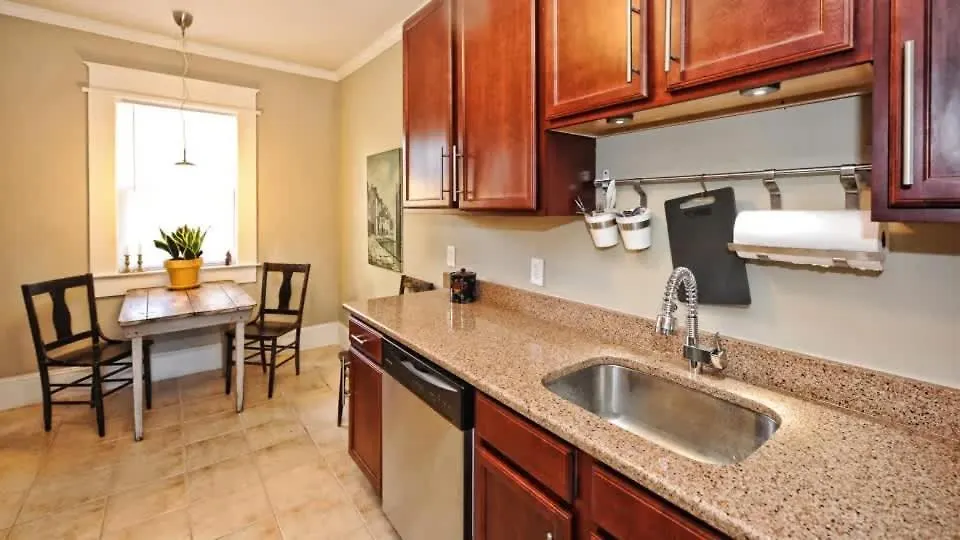 Chic 1 Bedroom Units Near Dilworth Charlotte Prázdninový dům